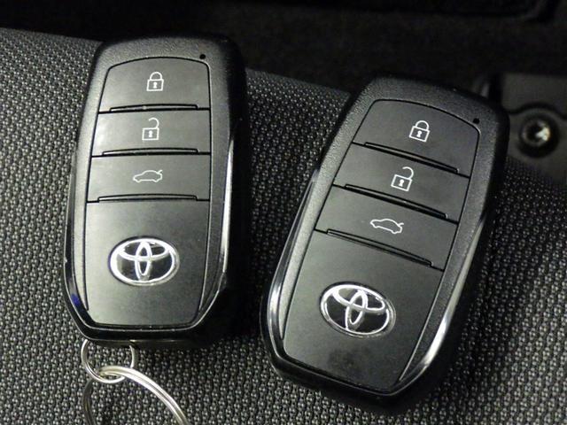 カローラ ハイブリッド　Ｇ　衝突被害軽減システム　フルセグ　バックカメラ　ＥＴＣ　ドラレコ　ミュージックプレイヤー接続可　オートクルーズコントロール　ＬＥＤヘッドランプ　スマートキー　キーレス　ハイブリッド（23枚目）