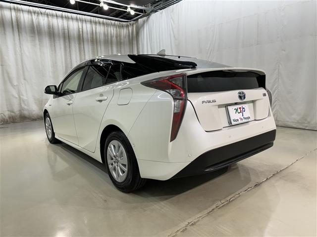 プリウス Sセーフティプラス 衝突被害軽減システム メモリーナビ フルセグ バックカメラ ETC CD ミュージックプレイヤー接続可 DVD再生 オートクルーズコントロール LEDヘッドランプ スマートキー キーレス ハイブリッド(6枚目)