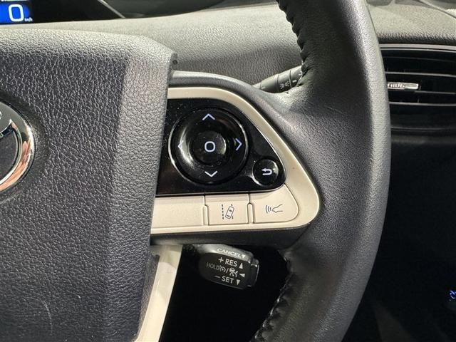 プリウス Sセーフティプラス 衝突被害軽減システム メモリーナビ フルセグ バックカメラ ETC CD ミュージックプレイヤー接続可 DVD再生 オートクルーズコントロール LEDヘッドランプ スマートキー キーレス ハイブリッド(23枚目)