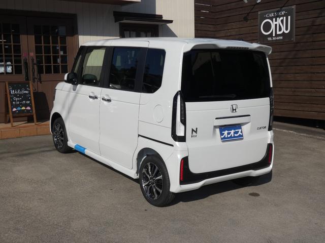 Ｎ－ＢＯＸカスタム ベースグレード　純正８インチナビ（5枚目）