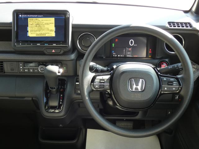 Ｎ－ＢＯＸカスタム ベースグレード　純正８インチナビ（16枚目）