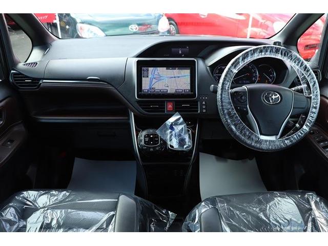 ハイブリッドGi 禁煙車 後席モニター ナビ Bluetooth バックカメラ 両側電動スライドドア 革シート 障害物センサー プッシュスタート フルセグTV ETC オールシーズンタイヤ LEDヘッドライト(5枚目)