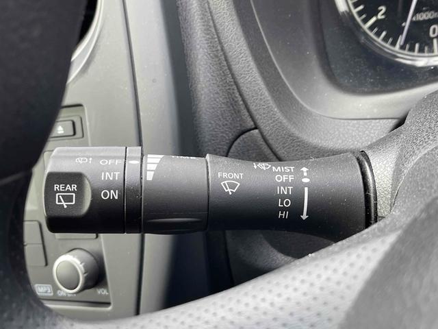 ノート Ｓ　ＤＩＧ－Ｓ　ナビ　ＥＴＣ　キーレスエントリー　アイドリングストップ　ＣＶＴ　衝突安全ボディ　ＡＢＳ　ＣＤ　ミュージックプレイヤー接続可　エアコン　パワーステアリング（8枚目）