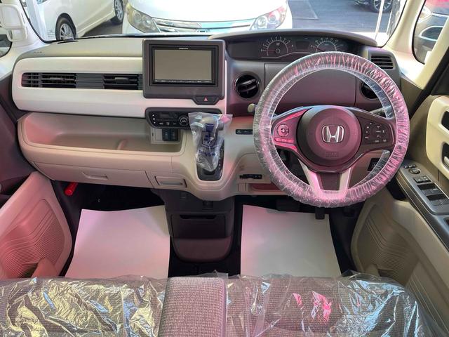 Ｎ－ＢＯＸ Ｇ・Ｌホンダセンシング　ＥＴＣ　バックカメラ　両側スライド・片側電動　ナビ　ＴＶ　オートクルーズコントロール　レーンアシスト　衝突被害軽減システム　オートライト　ＬＥＤヘッドランプ（3枚目）