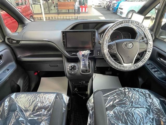 ヴォクシー ZS 煌 ETC バックカメラ ナビ TV オートクルーズコントロール 衝突被害軽減システム 両側電動スライドドア オートマチックハイビーム オートライト LEDヘッドランプ(3枚目)