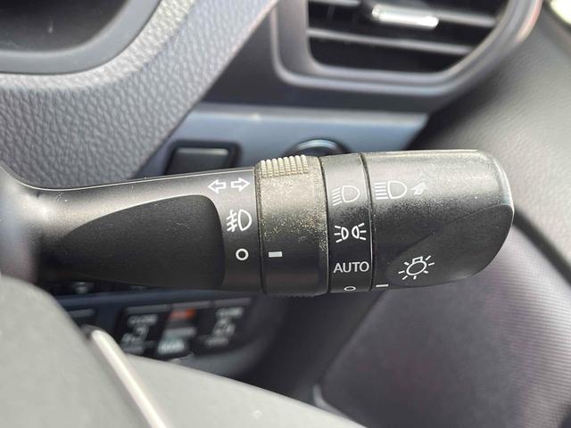 ヴォクシー ZS 煌 ETC バックカメラ ナビ TV オートクルーズコントロール 衝突被害軽減システム 両側電動スライドドア オートマチックハイビーム オートライト LEDヘッドランプ(38枚目)