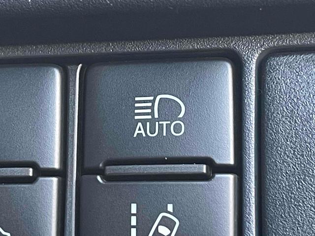 ヴォクシー ZS 煌 ETC バックカメラ ナビ TV オートクルーズコントロール 衝突被害軽減システム 両側電動スライドドア オートマチックハイビーム オートライト LEDヘッドランプ(43枚目)