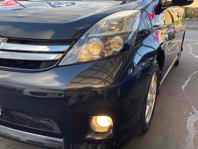 アイシス プラタナ　ＥＴＣ　バックカメラ　ナビ　両側スライド・片側電動　スマートキー　電動格納ミラー　３列シート　ウォークスルー　ＣＶＴ　アルミホイール　ミュージックプレイヤー接続可　盗難防止システム　衝突安全ボディ（39枚目）