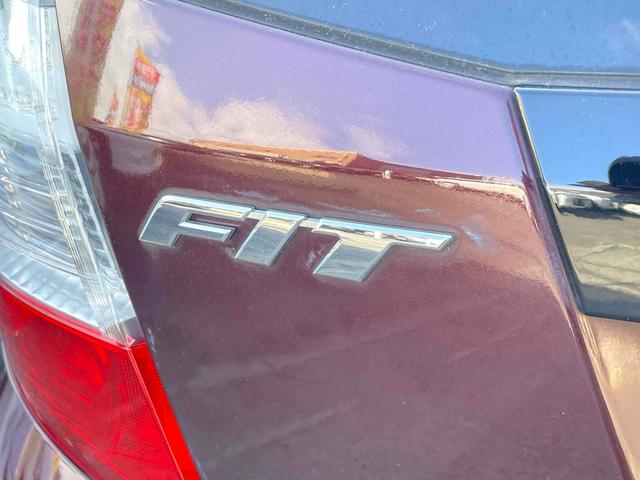 フィット X ETC オートクルーズコントロール スマートキー 電動格納ミラー シートヒーター CVT 盗難防止システム 衝突安全ボディ ABS CD エアコン パワーステアリング パワーウィンドウ(22枚目)