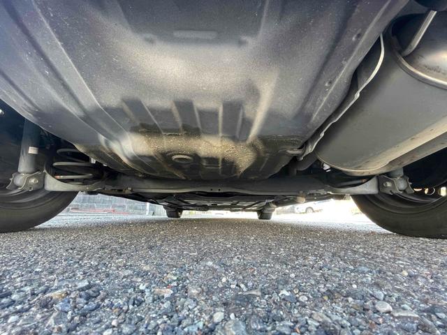 フィット X ETC オートクルーズコントロール スマートキー 電動格納ミラー シートヒーター CVT 盗難防止システム 衝突安全ボディ ABS CD エアコン パワーステアリング パワーウィンドウ(23枚目)