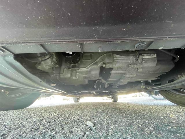 フィット X ETC オートクルーズコントロール スマートキー 電動格納ミラー シートヒーター CVT 盗難防止システム 衝突安全ボディ ABS CD エアコン パワーステアリング パワーウィンドウ(24枚目)