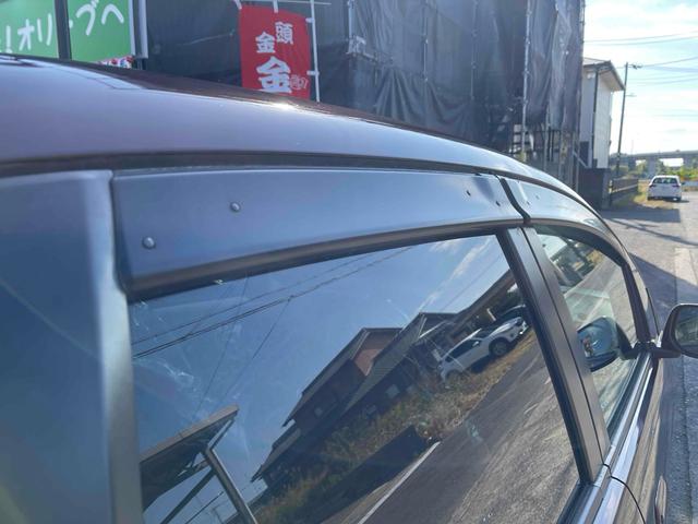 フィット X ETC オートクルーズコントロール スマートキー 電動格納ミラー シートヒーター CVT 盗難防止システム 衝突安全ボディ ABS CD エアコン パワーステアリング パワーウィンドウ(29枚目)