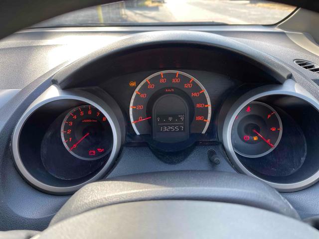 フィット X ETC オートクルーズコントロール スマートキー 電動格納ミラー シートヒーター CVT 盗難防止システム 衝突安全ボディ ABS CD エアコン パワーステアリング パワーウィンドウ(37枚目)