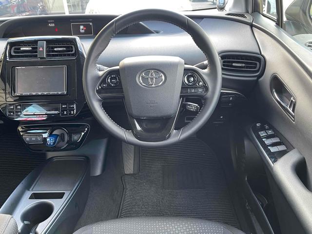 プリウス S 前後ドラレコ ETC クリアランスソナー オートクルーズコントロール 衝突被害軽減システム バックカメラ ナビ アルミホイール オートマチックハイビーム オートライト LEDヘッドランプ CVT(4枚目)