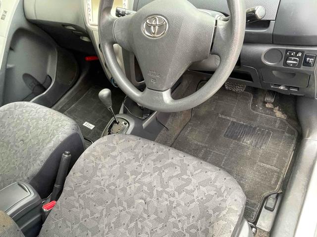 ヴィッツ Ｂ　Ｓエディション　ナビ　ＴＶ　キーレスエントリー　電動格納ミラー　ＣＶＴ　衝突安全ボディ　ＡＢＳ　ミュージックプレイヤー接続可　エアコン（34枚目）