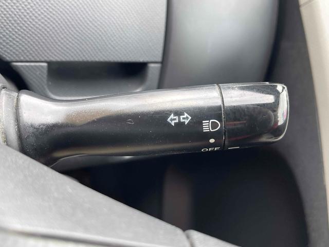 ヴィッツ Ｂ　Ｓエディション　ナビ　ＴＶ　キーレスエントリー　電動格納ミラー　ＣＶＴ　衝突安全ボディ　ＡＢＳ　ミュージックプレイヤー接続可　エアコン（35枚目）