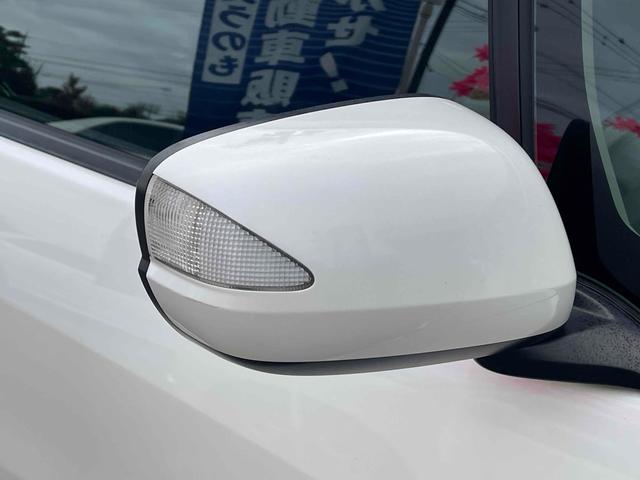 フィットハイブリッド ナビプレミアムセレクション　ハイブリッド　ＥＴＣ　バックカメラ　ナビ　ＴＶ　オートクルーズコントロール　オートライト　ＨＩＤ　スマートキー　アイドリングストップ　電動格納ミラー　シートヒーター　ＣＶＴ　盗難防止システム（32枚目）