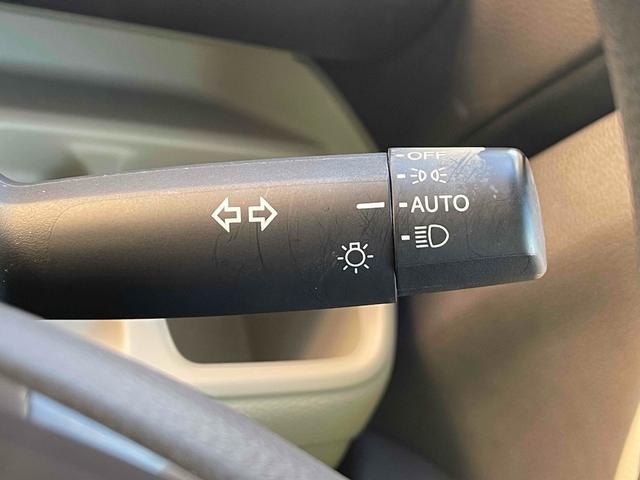 オートライト機能付きなのでつけ忘れや消し忘れの心配もありません。