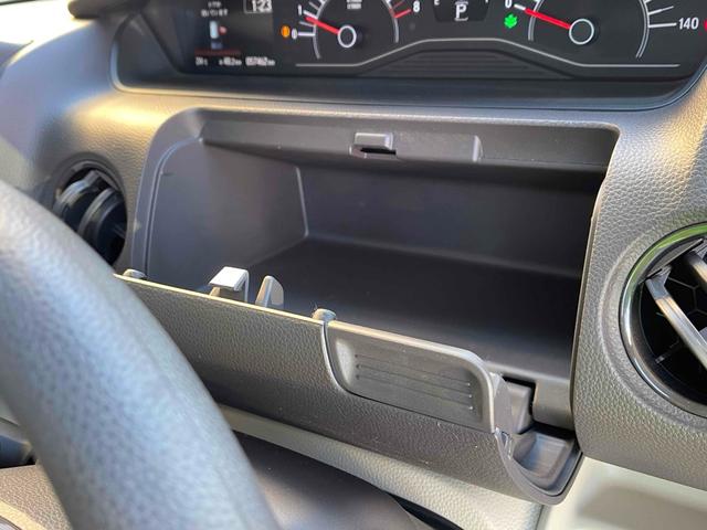 すぐにご来店頂けない場合や遠方にお住まいの方、車両状態の詳細が知りたい方はお気軽にご連絡下さい♪