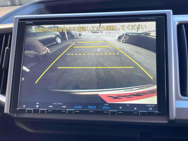 ステップワゴンスパーダ パワーエディション　ＥＴＣ　バックカメラ　ナビ　ＴＶ　両側電動スライドドア　ＨＩＤ　スマートキー　アイドリングストップ　電動格納ミラー　後席モニター　３列シート　ＣＶＴ　アルミホイール　盗難防止システム　衝突安全ボディ（6枚目）