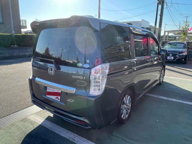 ステップワゴンスパーダ パワーエディション　ＥＴＣ　バックカメラ　ナビ　ＴＶ　両側電動スライドドア　ＨＩＤ　スマートキー　アイドリングストップ　電動格納ミラー　後席モニター　３列シート　ＣＶＴ　アルミホイール　盗難防止システム　衝突安全ボディ（17枚目）