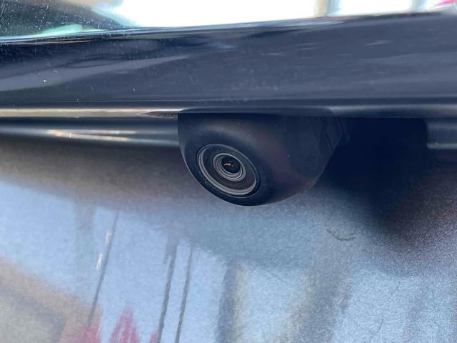 ステップワゴンスパーダ パワーエディション　ＥＴＣ　バックカメラ　ナビ　ＴＶ　両側電動スライドドア　ＨＩＤ　スマートキー　アイドリングストップ　電動格納ミラー　後席モニター　３列シート　ＣＶＴ　アルミホイール　盗難防止システム　衝突安全ボディ（26枚目）