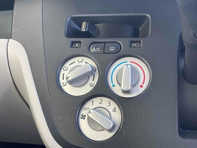 ｅＫスペース Ｅ　ｅ－アシスト　ＥＴＣ　バックカメラ　両側スライドドア　ナビ　ＴＶ　衝突被害軽減システム　キーレスエントリー　アイドリングストップ　電動格納ミラー　ベンチシート　ＣＶＴ　ＡＢＳ　ＥＳＣ　ＣＤ　ＤＶＤ再生（6枚目）