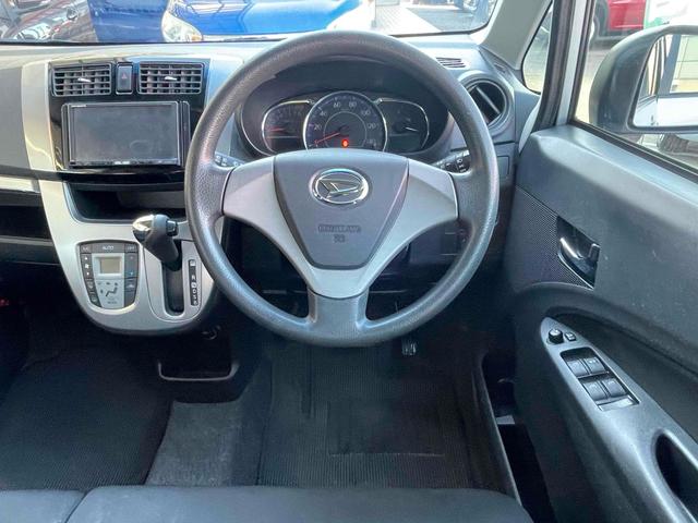 ムーヴ Ｘ　ＳＡ　ＥＴＣ　ナビ　ＴＶ　衝突被害軽減システム　オートライト　ＬＥＤヘッドランプ　スマートキー　アイドリングストップ　電動格納ミラー　ベンチシート　ＣＶＴ　盗難防止システム　ＡＢＳ　ＥＳＣ　ＣＤ（4枚目）