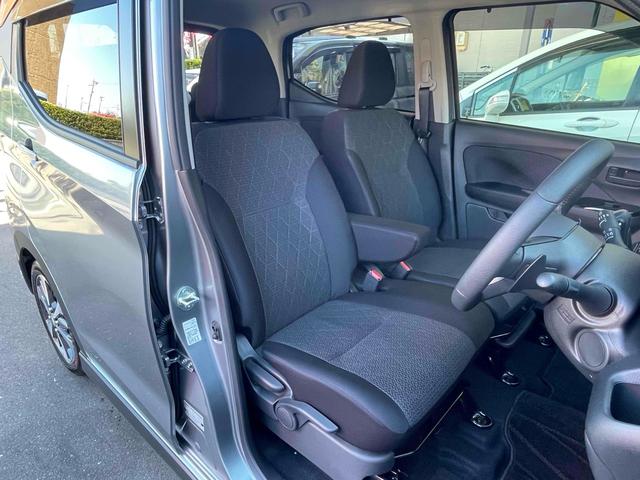 お車の知識がなくても大丈夫です！皆様のご来店をスタッフ一同、心よりお待ちしております。