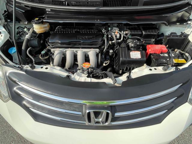 フリード Ｇ　ハイウェイエディション　ＥＴＣ　バックカメラ　ナビ　両側スライド・片側電動　ＨＩＤ　キーレスエントリー　電動格納ミラー　後席モニター　ウォークスルー　ＣＶＴ　衝突安全ボディ　ＡＢＳ　エアコン　パワーステアリング（20枚目）