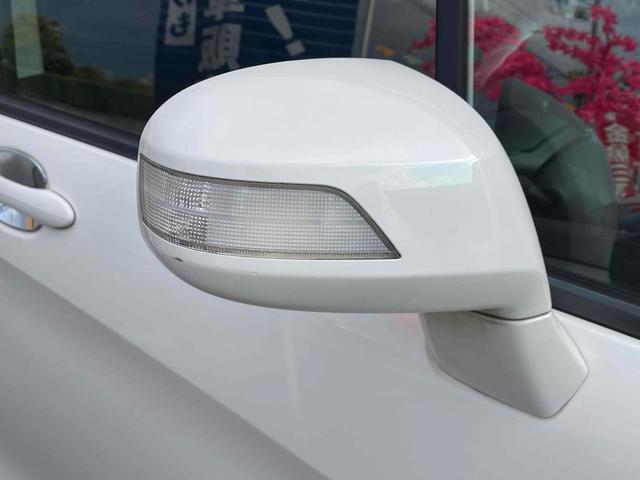 フリード Ｇ　ハイウェイエディション　ＥＴＣ　バックカメラ　ナビ　両側スライド・片側電動　ＨＩＤ　キーレスエントリー　電動格納ミラー　後席モニター　ウォークスルー　ＣＶＴ　衝突安全ボディ　ＡＢＳ　エアコン　パワーステアリング（22枚目）