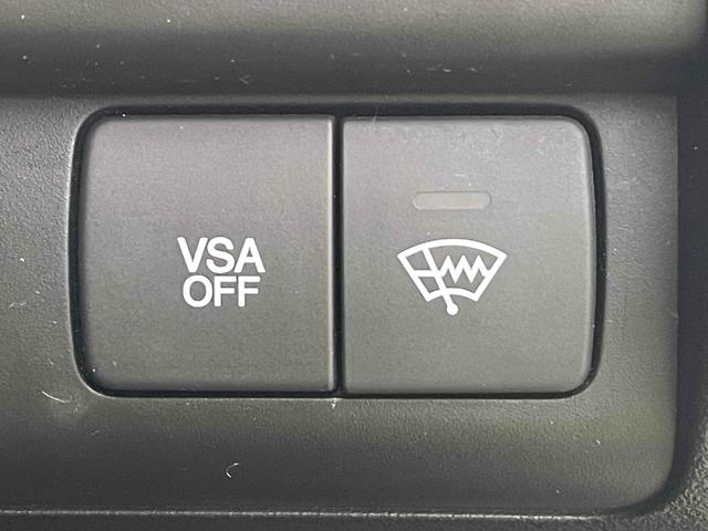 フリード Ｇ　ハイウェイエディション　ＥＴＣ　バックカメラ　ナビ　両側スライド・片側電動　ＨＩＤ　キーレスエントリー　電動格納ミラー　後席モニター　ウォークスルー　ＣＶＴ　衝突安全ボディ　ＡＢＳ　エアコン　パワーステアリング（42枚目）