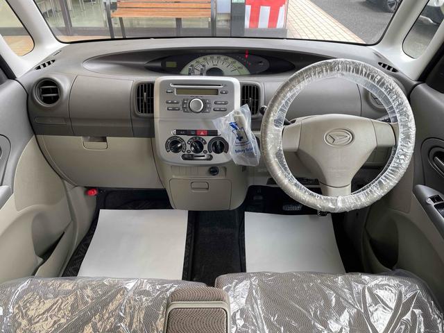 タント Ｘスペシャル　ＥＴＣ　スライドドア　キーレスエントリー　ベンチシート　ＣＶＴ　盗難防止システム　ＡＢＳ　ＣＤ　アルミホイール　衝突安全ボディ　エアコン　パワーステアリング　パワーウィンドウ　運転席エアバッグ（3枚目）