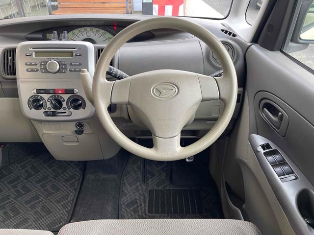 タント Ｘスペシャル　ＥＴＣ　スライドドア　キーレスエントリー　ベンチシート　ＣＶＴ　盗難防止システム　ＡＢＳ　ＣＤ　アルミホイール　衝突安全ボディ　エアコン　パワーステアリング　パワーウィンドウ　運転席エアバッグ（4枚目）