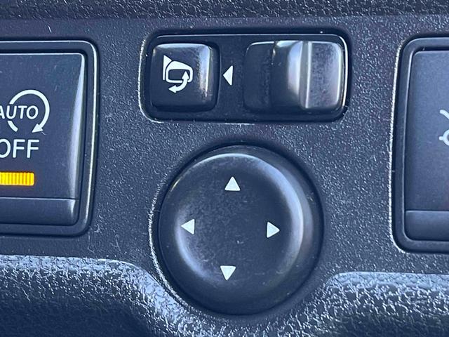 ノート Ｘ　ＤＩＧ－Ｓ　ＥＴＣ　バックカメラ　ナビ　ＴＶ　レーンアシスト　オートライト　スマートキー　アイドリングストップ　電動格納ミラー　ＣＶＴ　盗難防止システム　衝突安全ボディ　ＡＢＳ　ＥＳＣ　ＣＤ　ＤＶＤ再生　ＵＳＢ（12枚目）