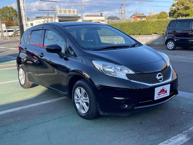 ノート Ｘ　ＤＩＧ－Ｓ　ＥＴＣ　バックカメラ　ナビ　ＴＶ　レーンアシスト　オートライト　スマートキー　アイドリングストップ　電動格納ミラー　ＣＶＴ　盗難防止システム　衝突安全ボディ　ＡＢＳ　ＥＳＣ　ＣＤ　ＤＶＤ再生　ＵＳＢ（14枚目）