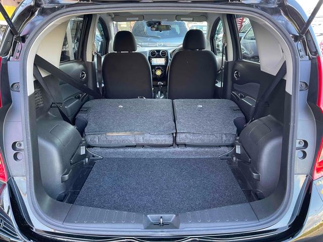 ノート Ｘ　ＤＩＧ－Ｓ　ＥＴＣ　バックカメラ　ナビ　ＴＶ　レーンアシスト　オートライト　スマートキー　アイドリングストップ　電動格納ミラー　ＣＶＴ　盗難防止システム　衝突安全ボディ　ＡＢＳ　ＥＳＣ　ＣＤ　ＤＶＤ再生　ＵＳＢ（27枚目）