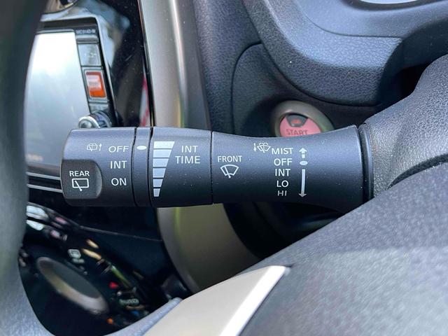 ノート Ｘ　ＤＩＧ－Ｓ　ＥＴＣ　バックカメラ　ナビ　ＴＶ　レーンアシスト　オートライト　スマートキー　アイドリングストップ　電動格納ミラー　ＣＶＴ　盗難防止システム　衝突安全ボディ　ＡＢＳ　ＥＳＣ　ＣＤ　ＤＶＤ再生　ＵＳＢ（41枚目）