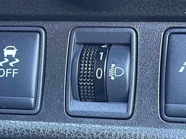 ノート Ｘ　ＤＩＧ－Ｓ　ＥＴＣ　バックカメラ　ナビ　ＴＶ　レーンアシスト　オートライト　スマートキー　アイドリングストップ　電動格納ミラー　ＣＶＴ　盗難防止システム　衝突安全ボディ　ＡＢＳ　ＥＳＣ　ＣＤ　ＤＶＤ再生　ＵＳＢ（44枚目）