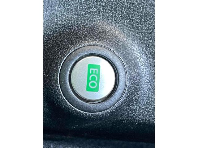 ノート Ｘ　ＤＩＧ－Ｓ　ＥＴＣ　バックカメラ　ナビ　ＴＶ　レーンアシスト　オートライト　スマートキー　アイドリングストップ　電動格納ミラー　ＣＶＴ　盗難防止システム　衝突安全ボディ　ＡＢＳ　ＥＳＣ　ＣＤ　ＤＶＤ再生　ＵＳＢ（45枚目）