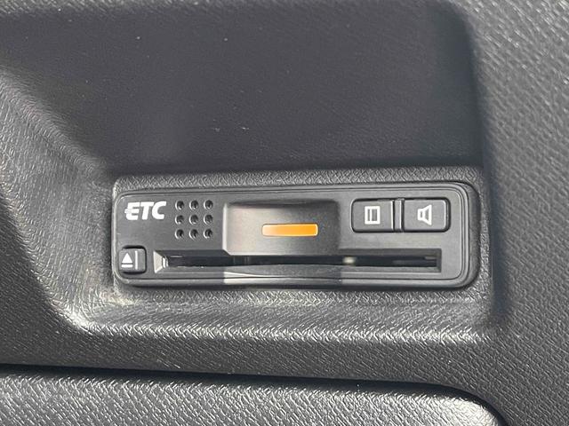 ステップワゴンスパーダ Z インターナビセレクション ETC バックカメラ ナビ オートクルーズコントロール 両側電動スライドドア オートライト HID スマートキー アイドリングストップ 3列シート CVT アルミホイール CD DVD再生(5枚目)