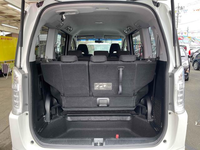 ステップワゴンスパーダ Z インターナビセレクション ETC バックカメラ ナビ オートクルーズコントロール 両側電動スライドドア オートライト HID スマートキー アイドリングストップ 3列シート CVT アルミホイール CD DVD再生(24枚目)