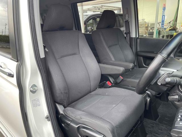 ステップワゴンスパーダ Z インターナビセレクション ETC バックカメラ ナビ オートクルーズコントロール 両側電動スライドドア オートライト HID スマートキー アイドリングストップ 3列シート CVT アルミホイール CD DVD再生(33枚目)