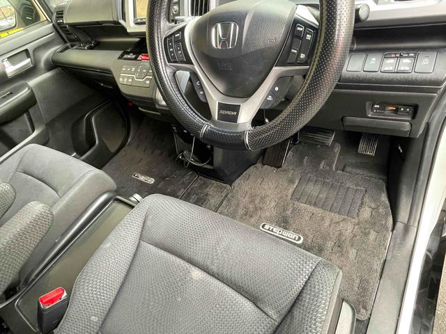 ステップワゴンスパーダ Z インターナビセレクション ETC バックカメラ ナビ オートクルーズコントロール 両側電動スライドドア オートライト HID スマートキー アイドリングストップ 3列シート CVT アルミホイール CD DVD再生(36枚目)