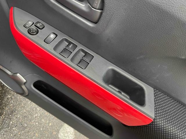 ハスラー Ｊスタイル　ドライブレコーダー　ナビ　衝突被害軽減システム　オートライト　ＨＩＤ　スマートキー　アイドリングストップ　電動格納ミラー　シートヒーター　ベンチシート　ＣＶＴ　盗難防止システム　ＡＢＳ　ＥＳＣ（11枚目）