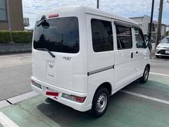 お車の知識がなくても大丈夫です！皆様のご来店をスタッフ一同、心よりお待ちしております。 6
