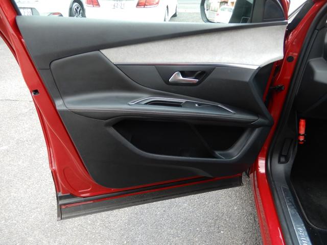 ３００８ ＧＴ　ブルーＨＤｉ　ムーンルーフ、パワーバックドア、ハーフレザーシート、ナビ、地デジＴＶ、バックモニター、ＥＴＣ、ＬＥＤヘッドライト（24枚目）