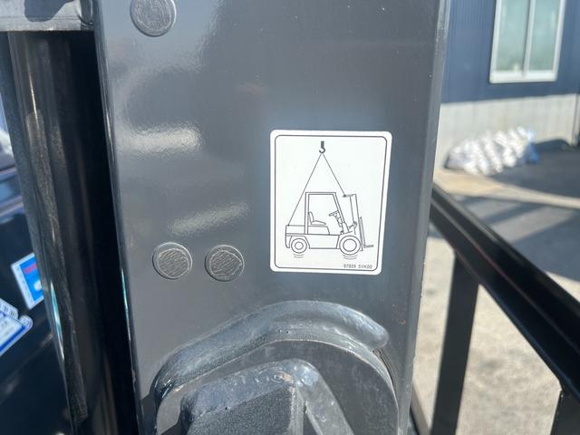 日本 UNICARRIES ユニキャリア 2.5T ディーゼル(11枚目)