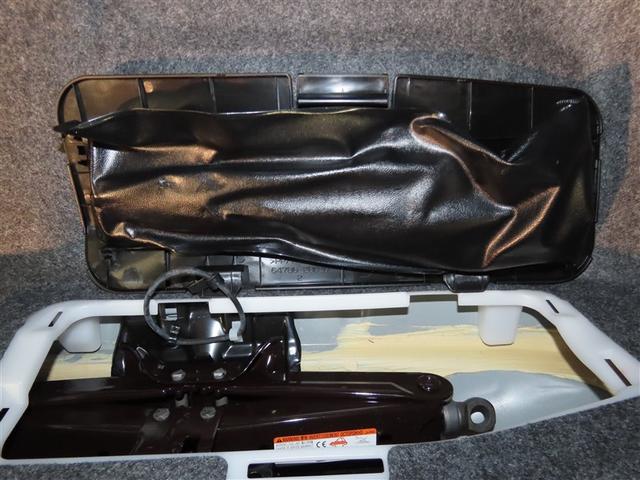 エスクァイア Gi プレミアムパッケージ ブラックテーラード 4WD ナビ&TV 両側電動スライド メモリーナビ フルセグ バックカメラ DVD再生 ミュージックプレイヤー接続可 衝突被害軽減システム ETC 3列シート スマートキー LEDヘッドランプ 寒冷地(40枚目)