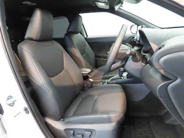 ヤリスクロス ハイブリッドZ ウルバーノ 4WD ハイブリッド ナビ&TV メモリーナビ フルセグ バックカメラ ミュージックプレイヤー接続可 衝突被害軽減システム ETC 電動シート スマートキー LEDヘッドランプ アイドリングストップ(10枚目)